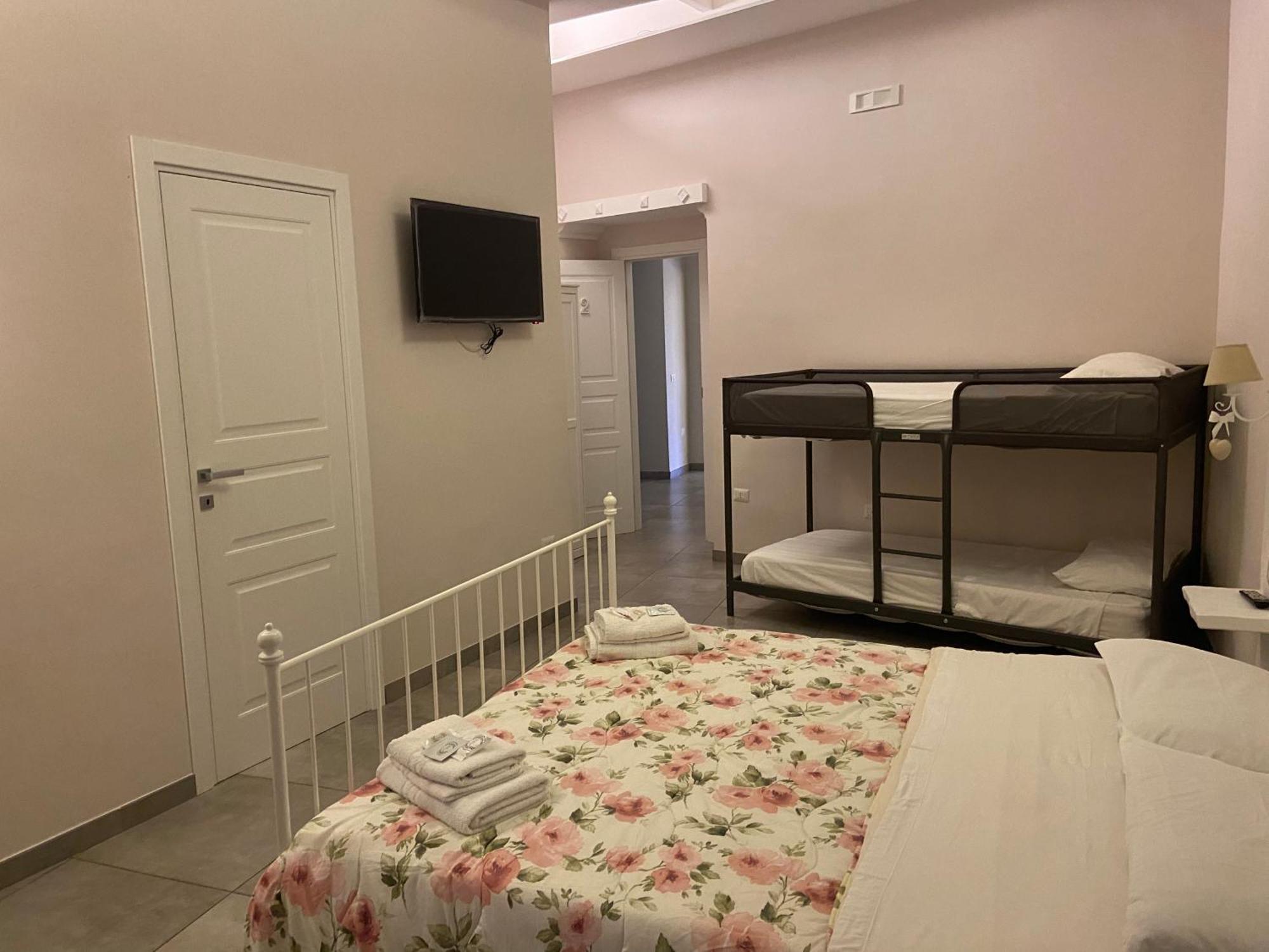 Bed & Breakfast Beb La Gemma Naples